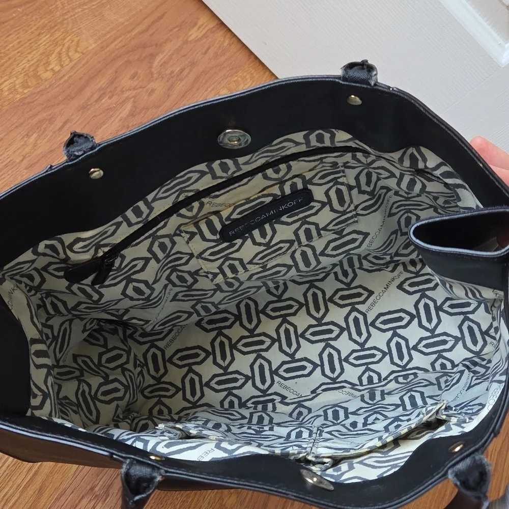 Rebecca Minkoff Bag Black Tote MAB Medium Saffiano‎ Leather Tote Luxury Chic
